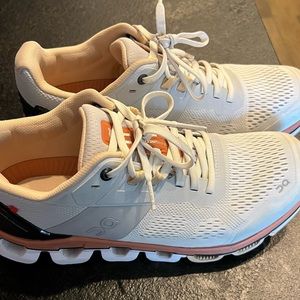 On Running Cloud Cloudane Glacier 50.99206 Women's Running Shoes, sz 9